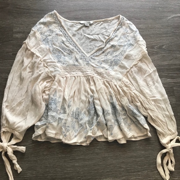American Eagle Outfitters Tops - bohemian American eagle top!!